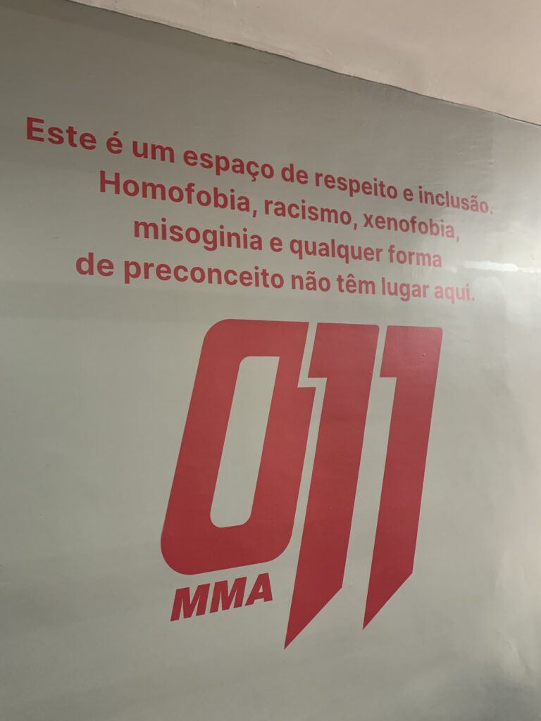 Comunicação visual para academia.